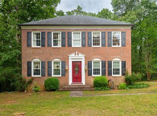 218 Heather Dr, Central, SC 29630
