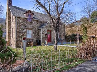 87 N Spring Street, Hot Springs, NC 28743