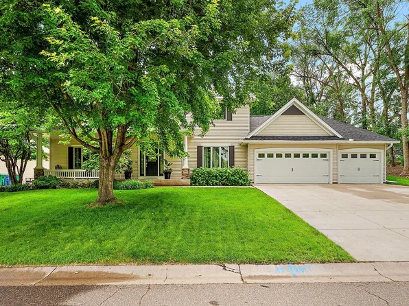 4860 Minnesota Ln N, Plymouth, MN 55446