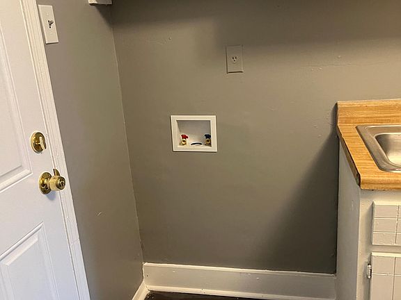 3rd image of 120 Kirk Ave
