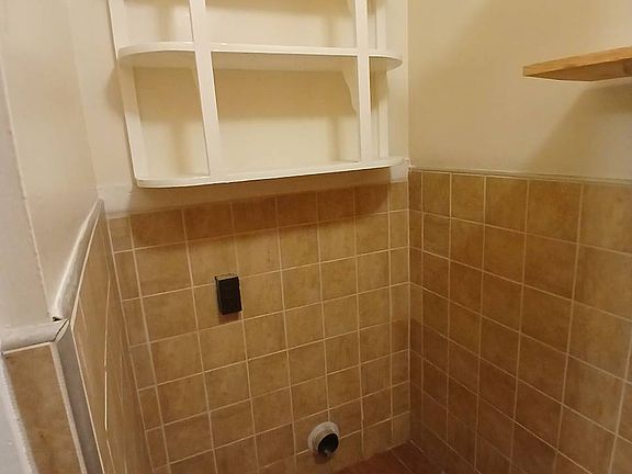 3rd image of 2970 Haywood Ave APT B