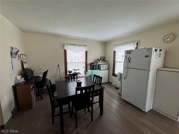 3rd image of 659 Buffalo St