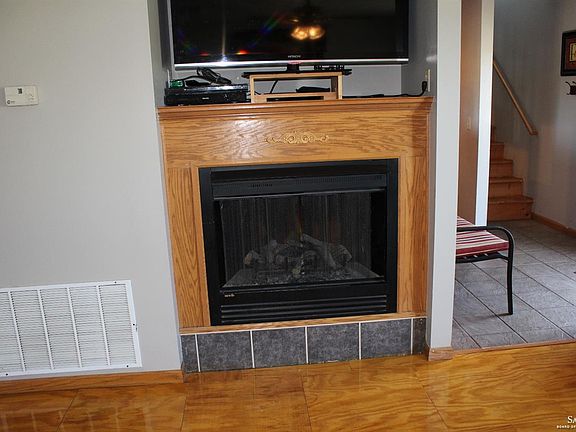5th image of 1209 Republic Cir