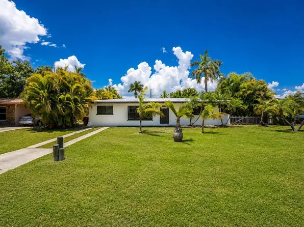 410 W GRACE STREET, PUNTA GORDA, FL 33950