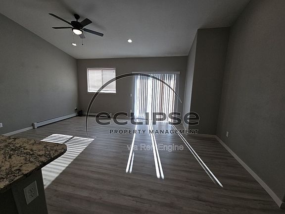 3rd image of 507 Crestone Ave