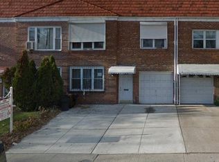20801 Hillside Ave, Queens Village, NY 11427