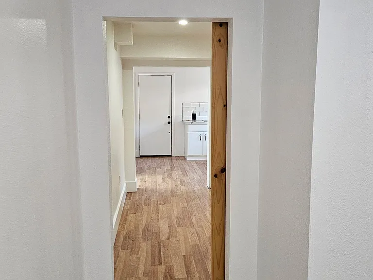 804 Hosea Ct #1 — Photo 8