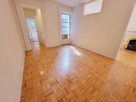 Rented by Brighton Management | media 2