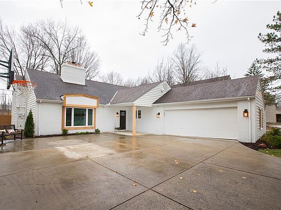 2nd image of 27459 Dellwood Dr