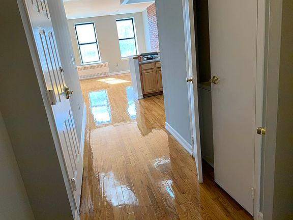 3rd image of 71 W 128th St #4F