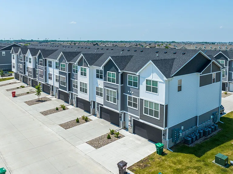 Aspen Ridge Townhomes — Photo 15