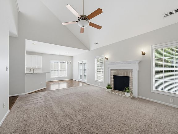 4th image of 2420 Silver Lake Trl