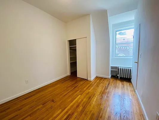 Rented by Aventana | media 18