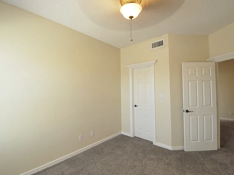 5513 Ignacio Frias Dr — Photo 27