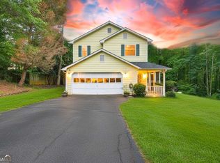 3593 Brenda Ct, Douglasville, GA 30135