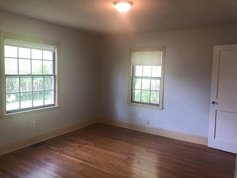 307 S Cherokee St — Photo 14
