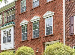 8652 Gauphin Pl, Nashville, TN 37211