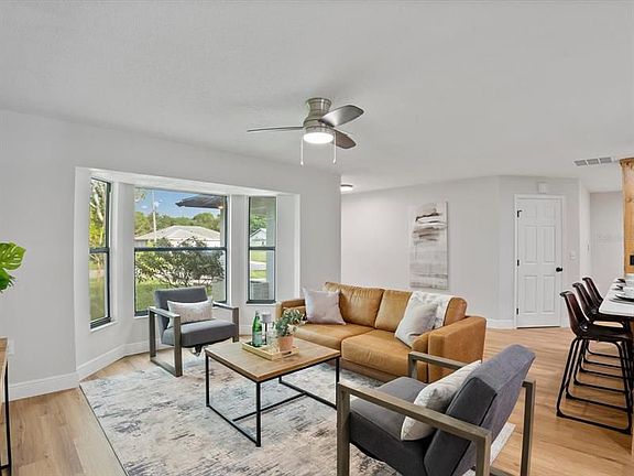 5th image of 9718 Gulfstream Blvd