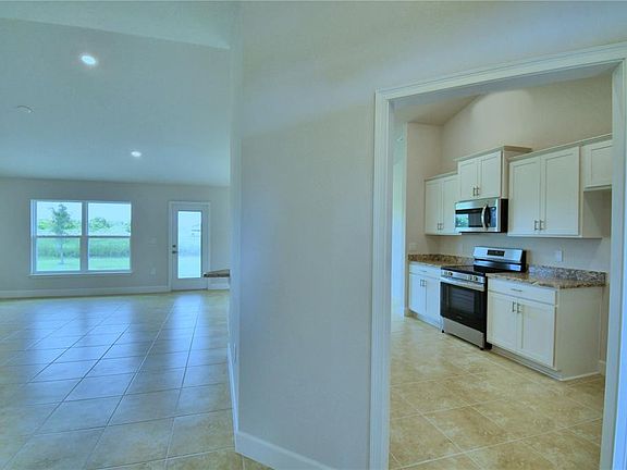 3rd image of 4612 Calamint Ln