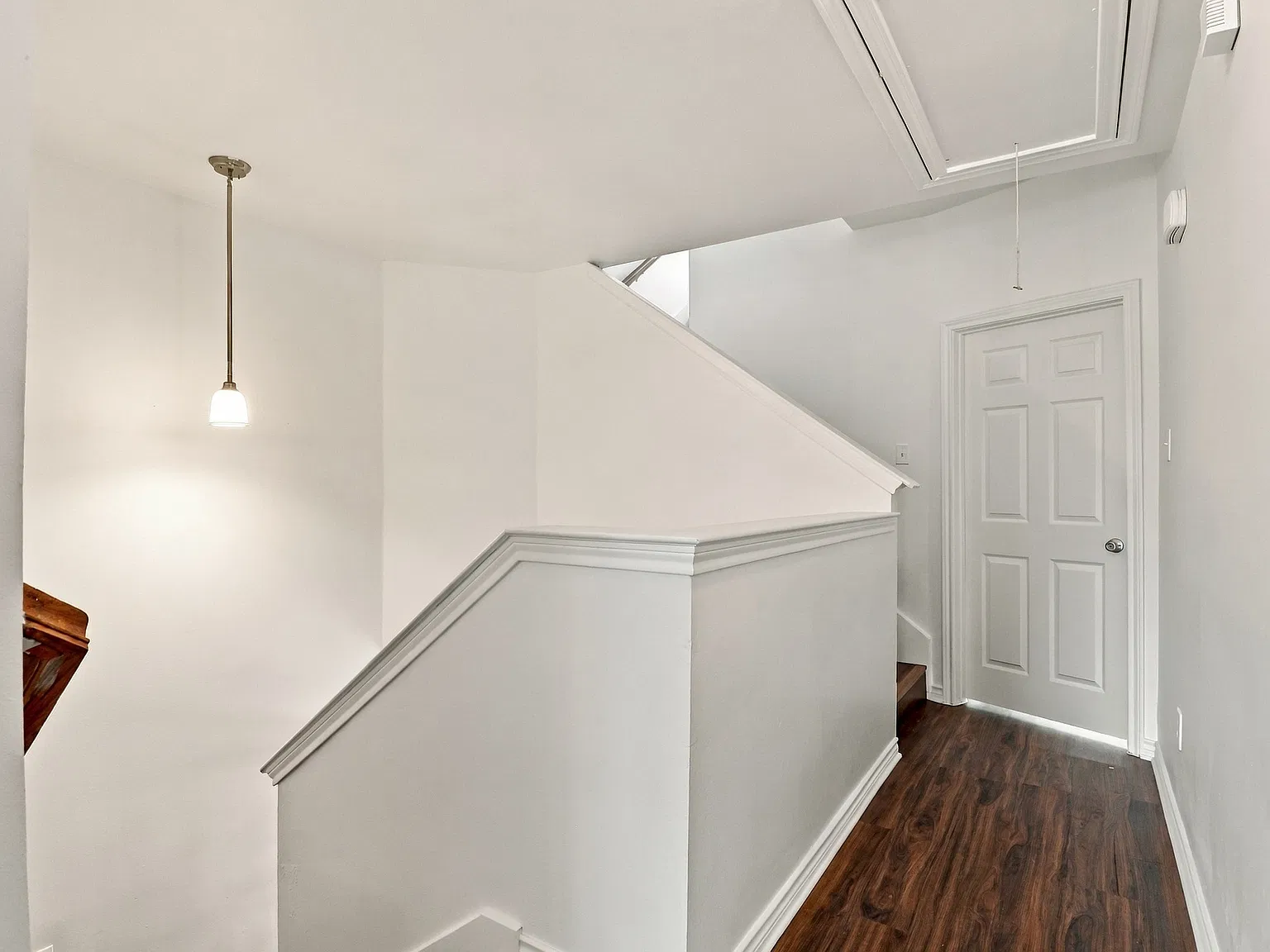 3 bed, 2.5 bath, 1739 sqft, $2,400 — Photo 3
