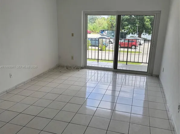 5505 NW 7th St, Miami, FL