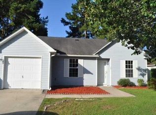 121 Coventry Rd, Summerville, SC 29486
