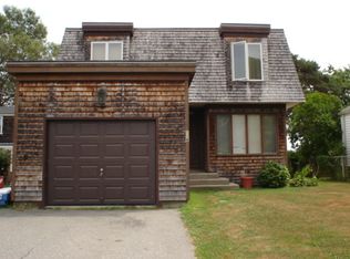 118 Eustis Ave #1, Newport, RI 02840