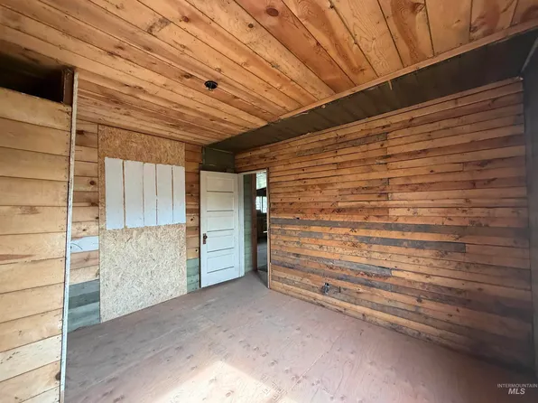413 S Morgan Ave, New Meadows, ID 83654