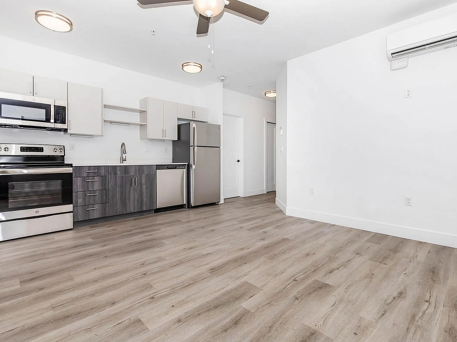 Mulberry Residences — Photo 2