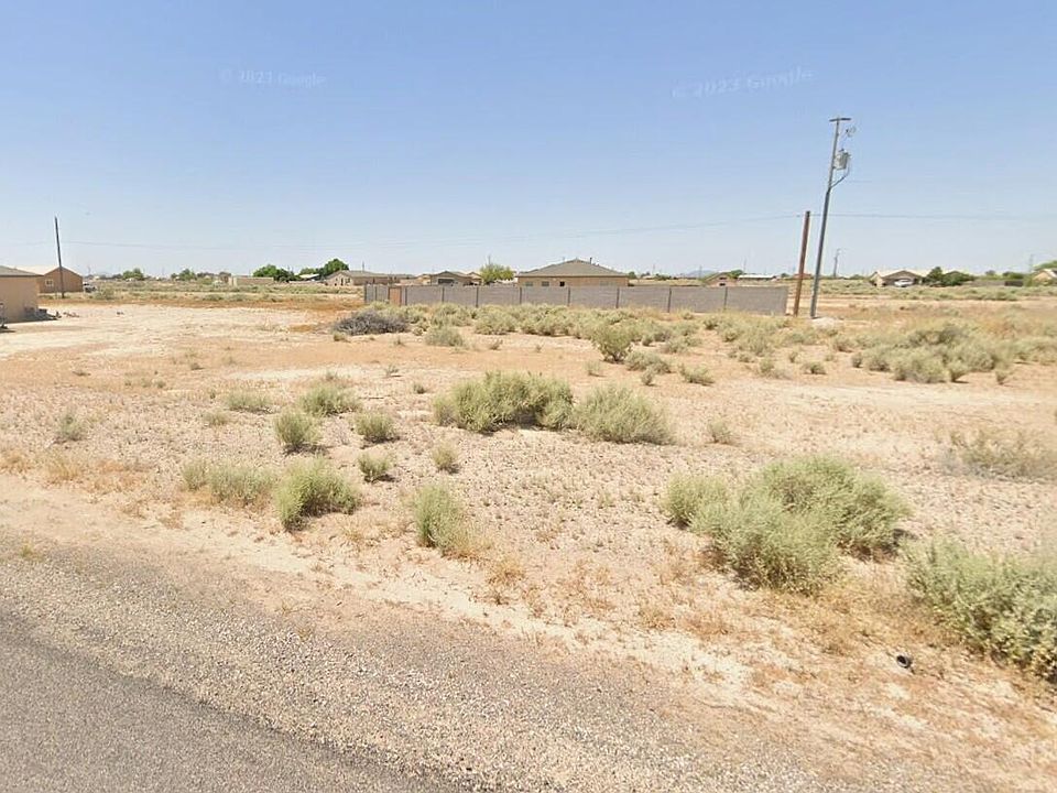 1st image of 3910 N BANDELIER Drive #32