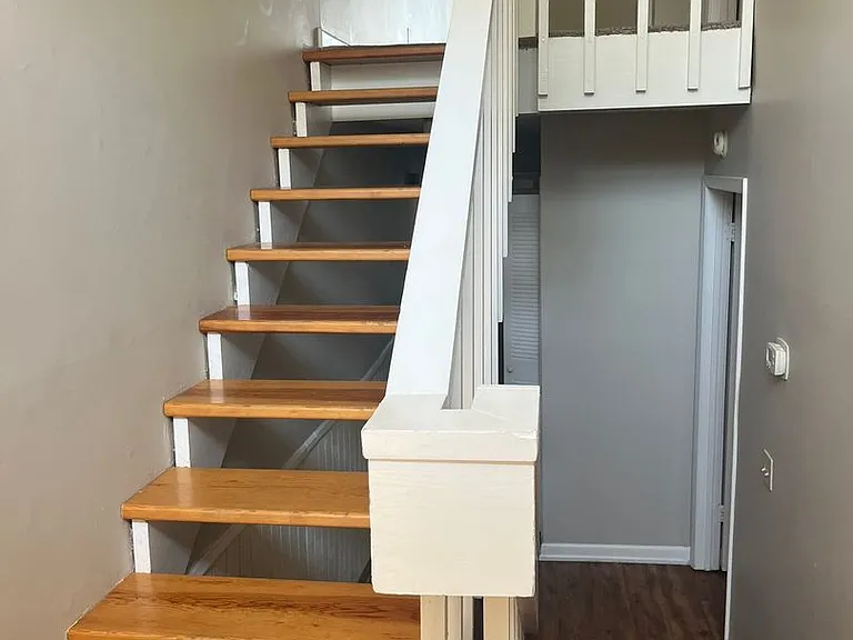 14 Low Hill Ln — Photo 7