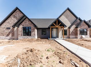 508 N 14th St, Wolfforth, TX 79382