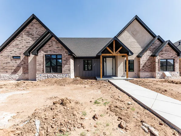 508 N 14th St, Wolfforth, TX 79382