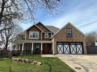 3311 E Jasper Ln, Fayetteville, AR 72764