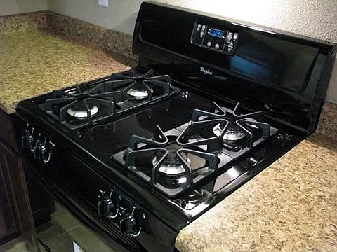 3 bed, 1346 sqft, $1,550 — Photo 4