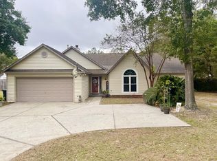 219 Gloria St, Walterboro, SC 29488