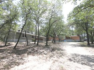 76 & 76 Post Oak Rd #B, La Vernia, TX 78121