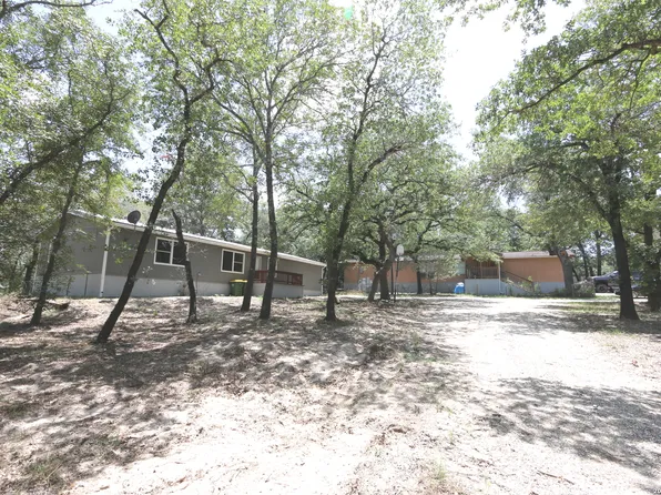 76 & 76 B POST OAK RD, La Vernia, TX 78121