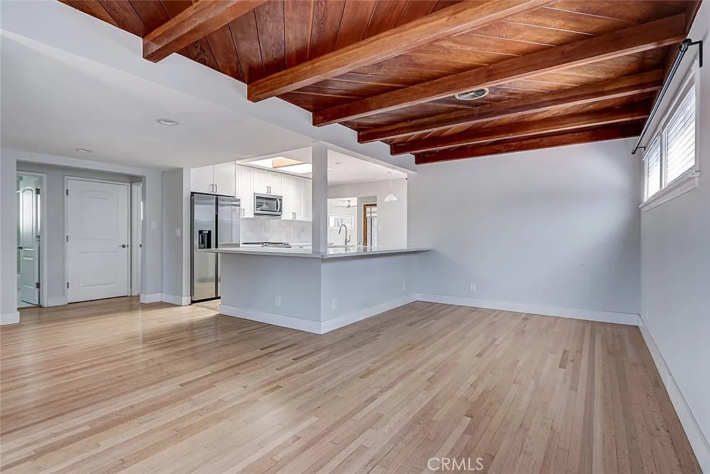 3 bed, 1680 sqft, $7,500 — Photo 2