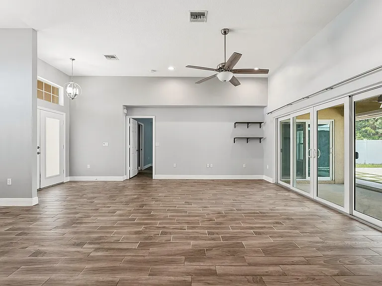 1280 SW Kalevala Dr — Photo 7