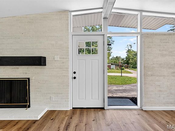 4th image of 8445 Bayberry Dr