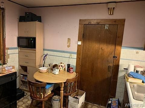 2nd image of 264 Ontario St