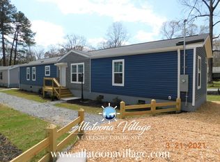 4693 Cox St SE, Acworth, GA 30101