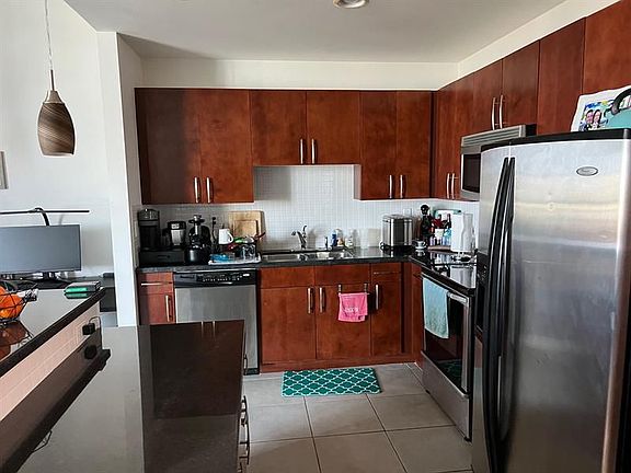 5th image of 300 S Australian Ave Unit 1101
