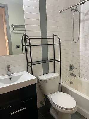 Rented by Greenrock Management | media 8