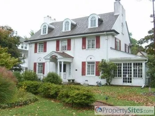 14 S Swarthmore Ave, Ridley Park, PA 19078