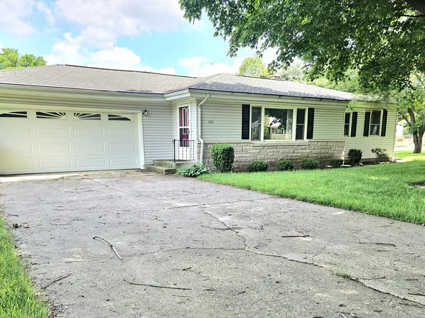 302 N Lincoln St, White Pigeon, MI 49099