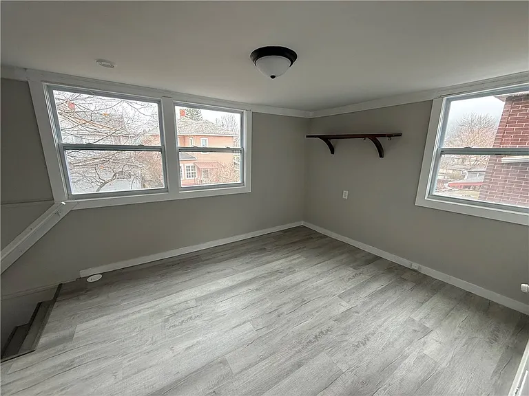 14 Willow Pl — Photo 7