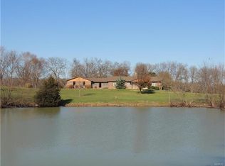 21973 Glen Ellen Ln, Warrenton, MO 63383