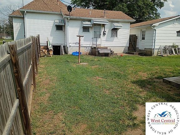 4th image of 314 S Park St